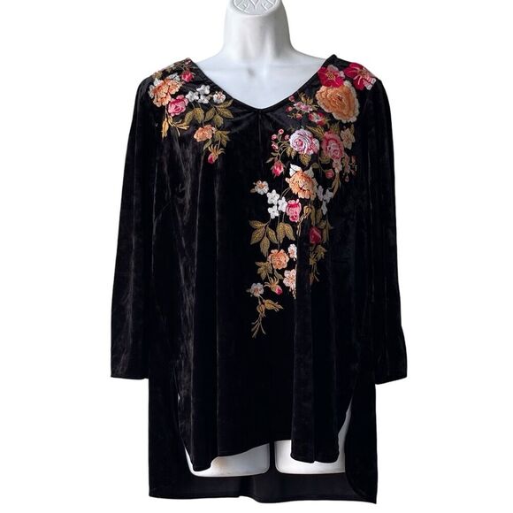 ANDREE By UNIT Velvet Tunic Top Black Embroidered 3/4 Sleeve Boho Blouse Size L - Picture 1 of 3